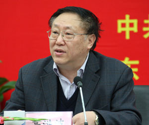 高洪波