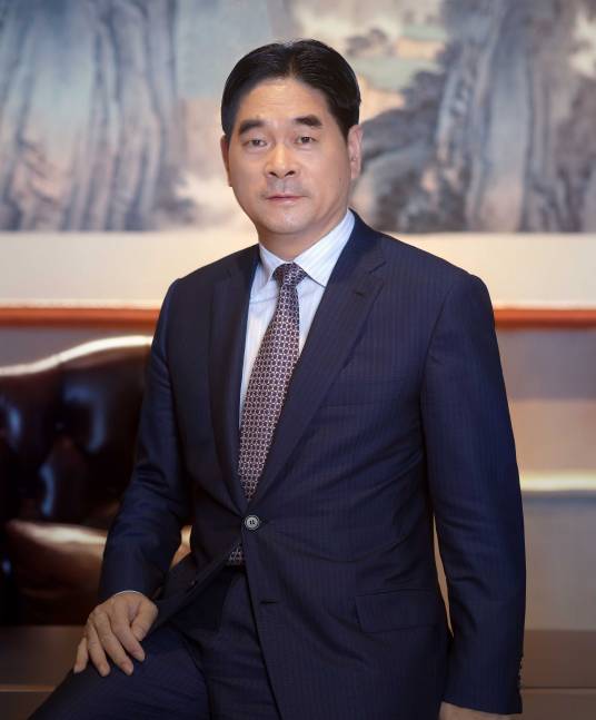 王振华