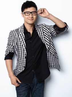 职场白领眼镜男