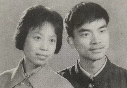 1978年，刘永好与李巍新婚 