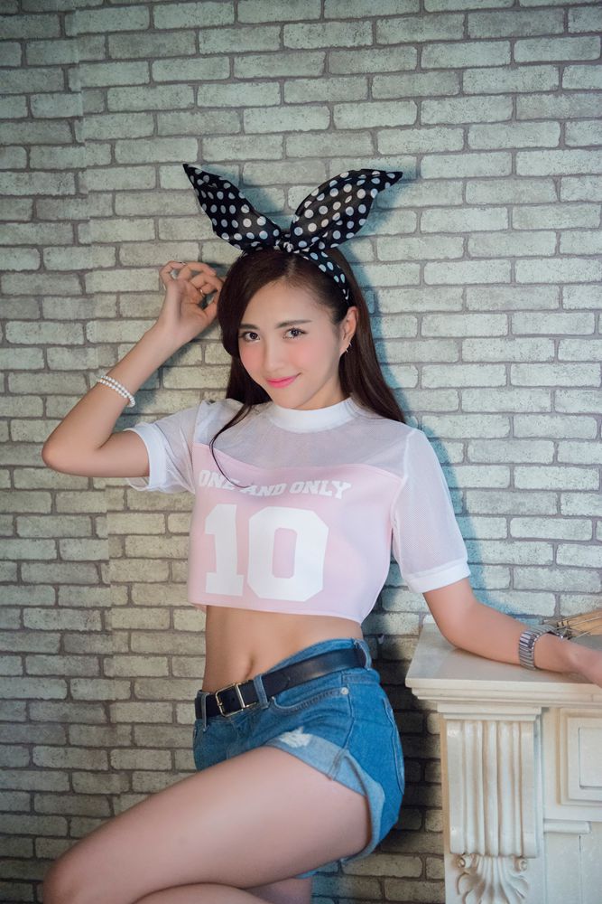 包文婧的图片