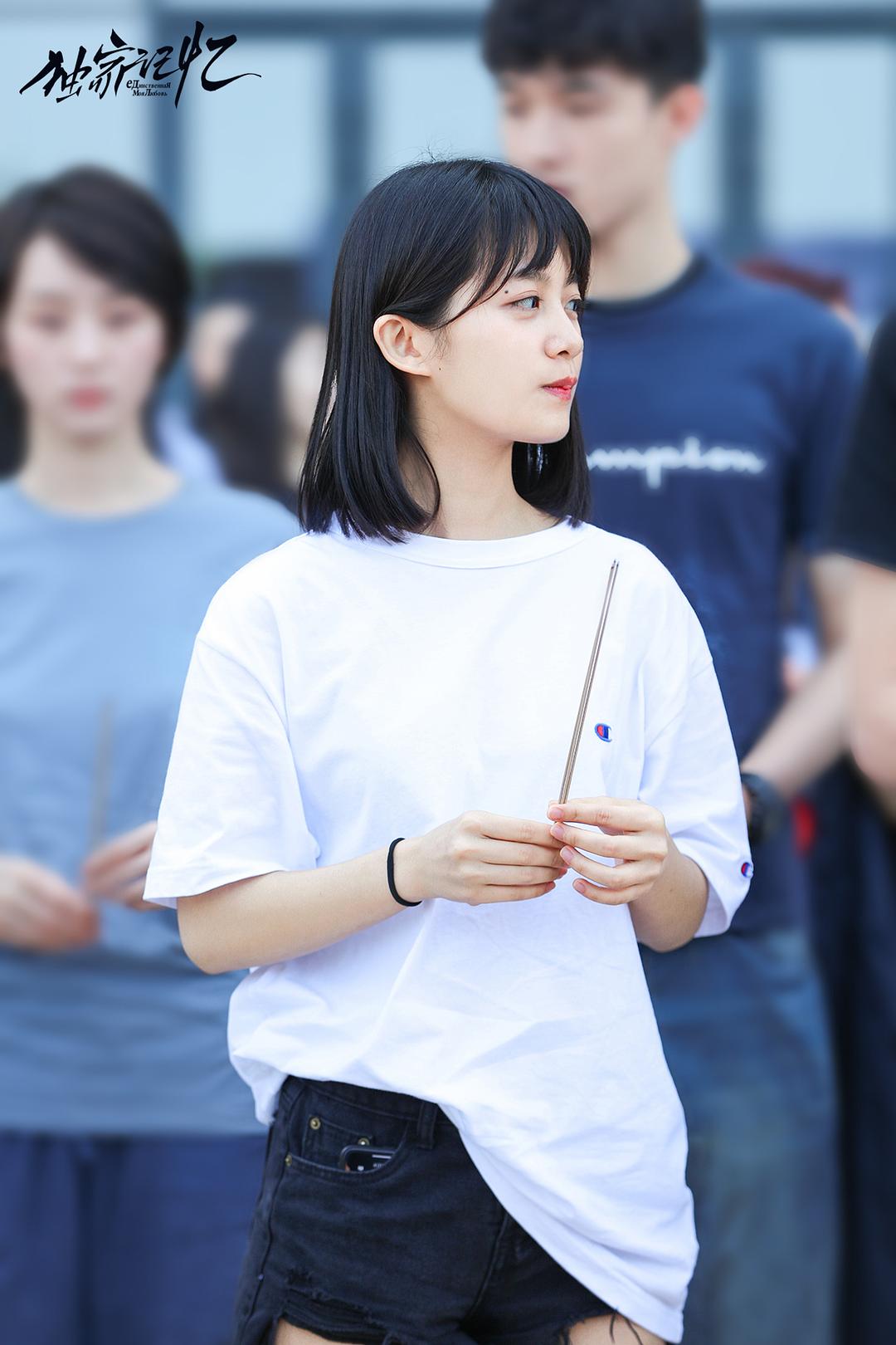 李婷婷的图片