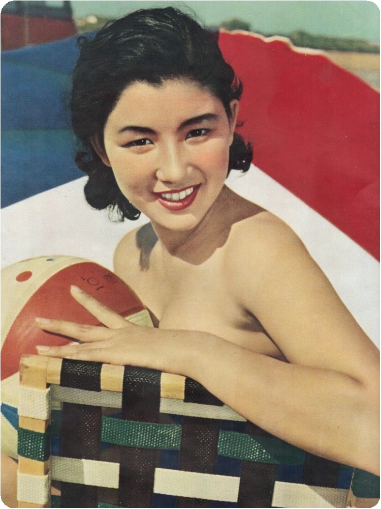 青山京子的图片